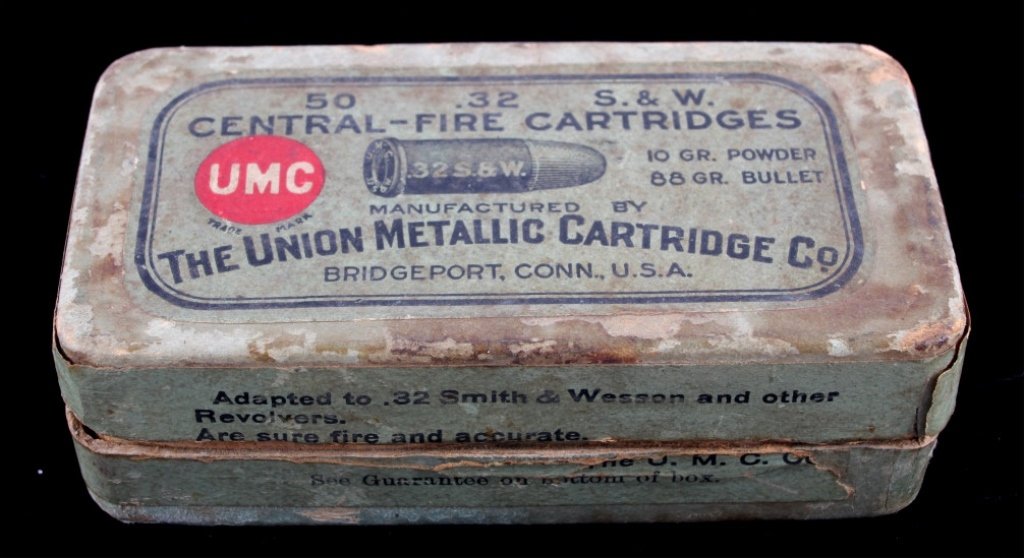 The Union Metallic Cartridge UMC 32 S&W Box This i: This is a " The Union Metallic Cartridge Co. Bridgeport, Conn., USA. 50 .32 Smith & Wesson Central-Fire Cartridges 10 Gr. Powder 88 Gr. Bullet." The box contains the original 50 Black Powder rounds (u