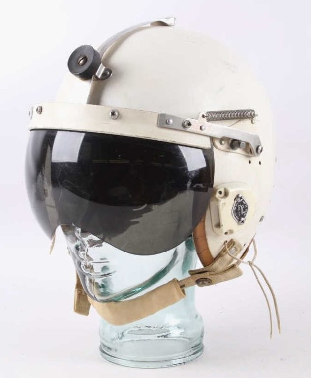 US Air Force P4B Fighter Pilot Helmet This is a U