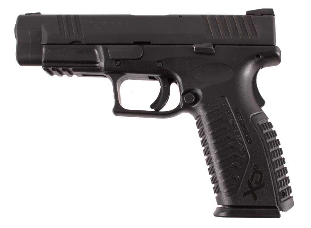Springfield Armory XDM 40 S&W Pistol This is a Spr: This is a Springfield Armory U.S.A. XDM 40 (XDM-40) .40 Smith & Wesson pistol. The gun shows great condition. Match 40 S&W. Has lower rails for laser or light. The pistol also has the 16 round magazin