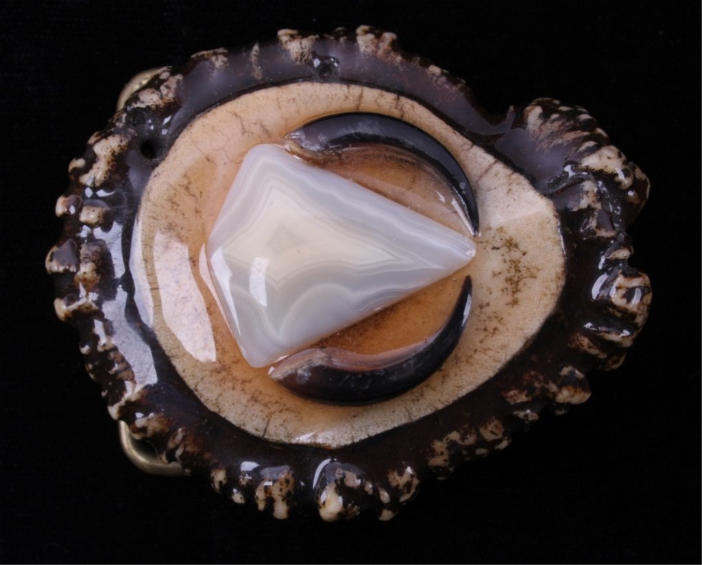 Elk Antler Burr Agate & Badger Claw Belt Buckle: This is an early vintage Elk Antler Burr Rosette with a beautiful agate stone in the center having two Badger Claws on either side. The piece has a brass buckle on the back and is in good condition. M