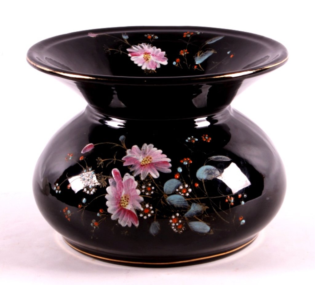 Antique Lorne Pottery Spittoon Nov 21, 2015 North American Auction