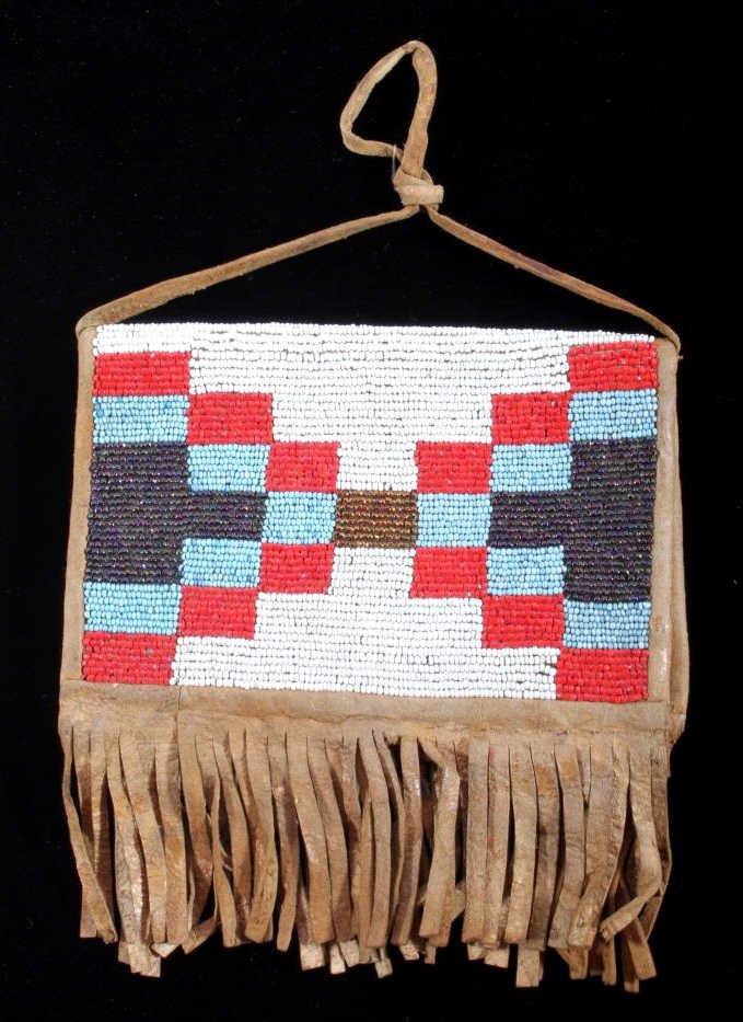 Yakima Fully Beaded Flat Bag circa 1910-1920 (1 of 9)