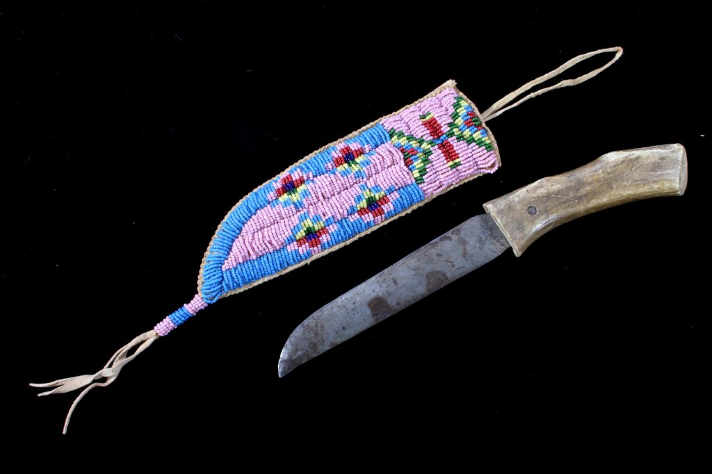 Lakota Sioux Beaded Sheath & Elk Trade Knife (1 of 10)