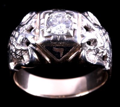 Gold and Diamond 32nd Degree Scottish Masonic Ring: This is a gold and diamond 32nd Degree Masonic Scottish Rite mens ring. The ring is marked "14K" and "18K" and is made with yellow and white gold. The center stone is a brilliant diamond that is estim