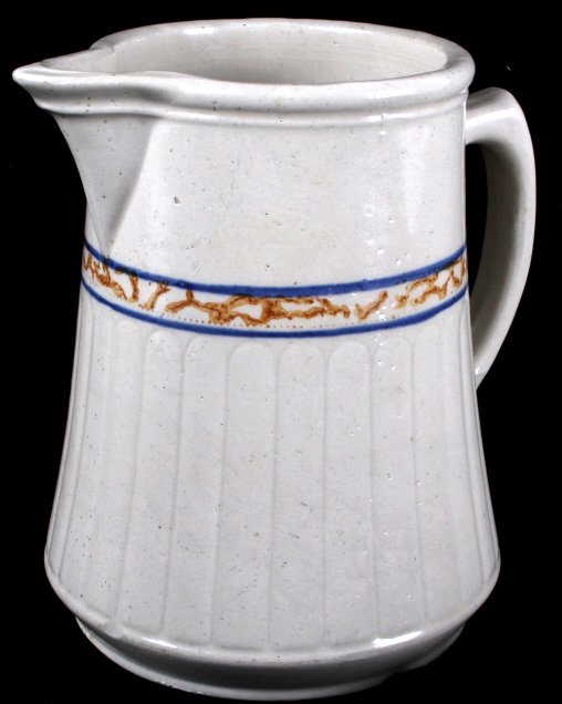 Red Wing Stoneware Sponge Band Pitcher