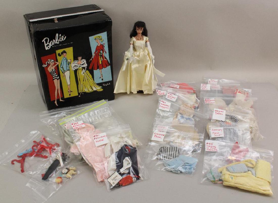 BARBIE FAMILY LOT: #4 BARBIE PONYTAIL, TAGGED WARDROBE, (1 of 9)
