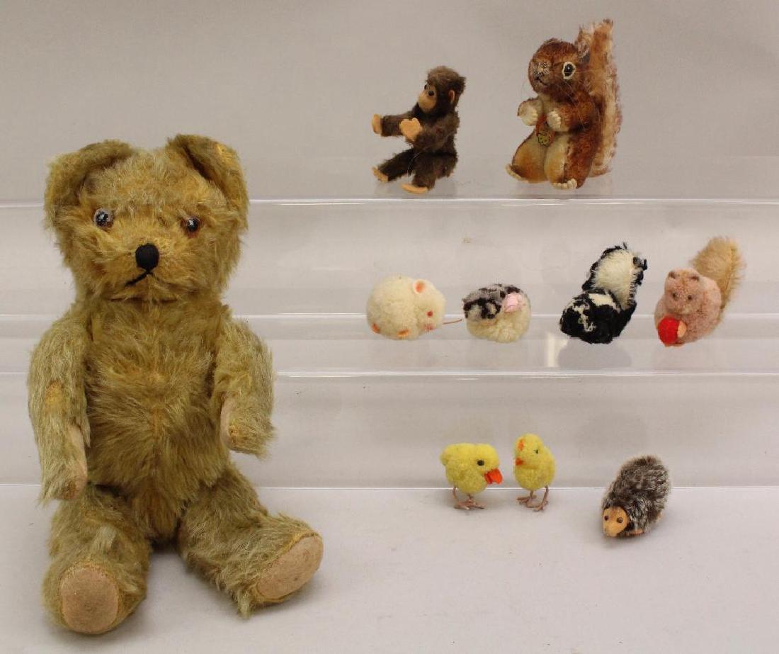 LOT: 12" ANTIQUE MOHAIR BEAR; STEIFF MOHAIR & POM (1 of 3)