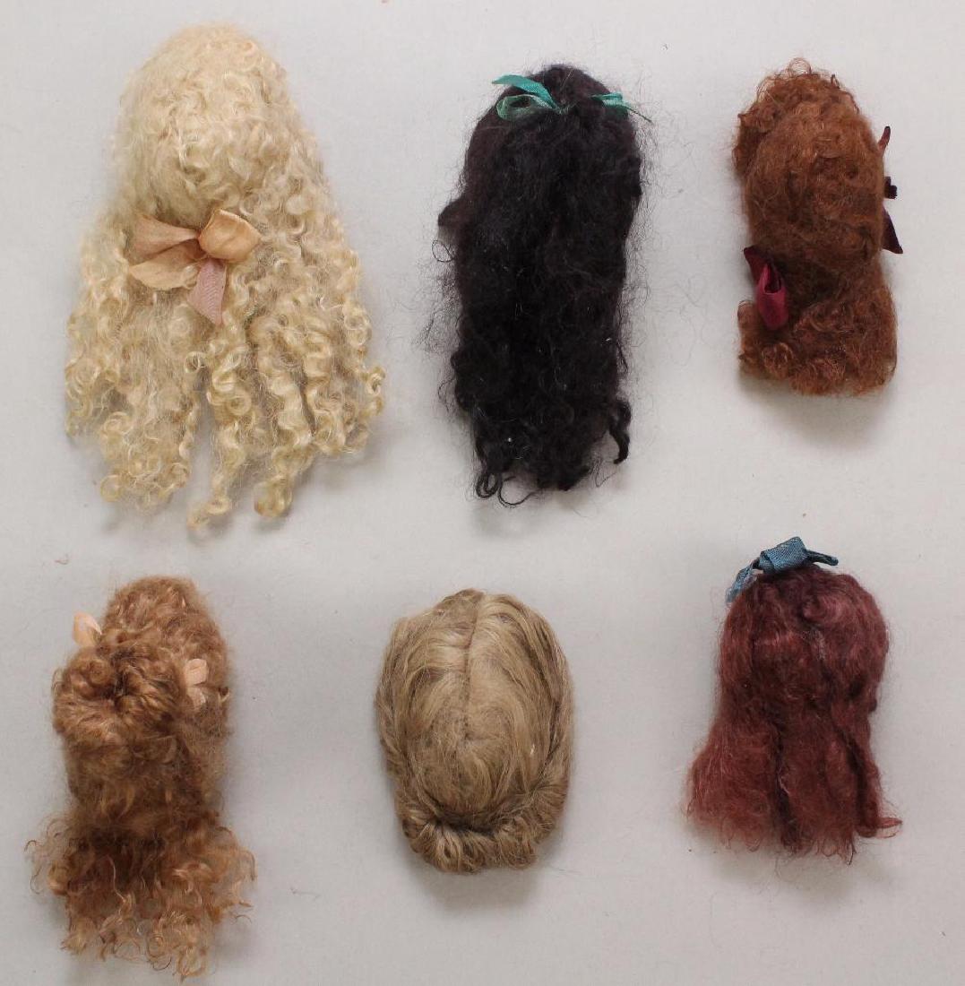 LOT OF (6) SMALL NEW MOHAIR DOLL WIGS (1 of 2)