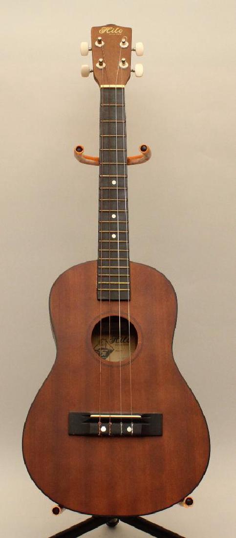 Hilo Baritone Ukelele Model 2655 (1 of 4)