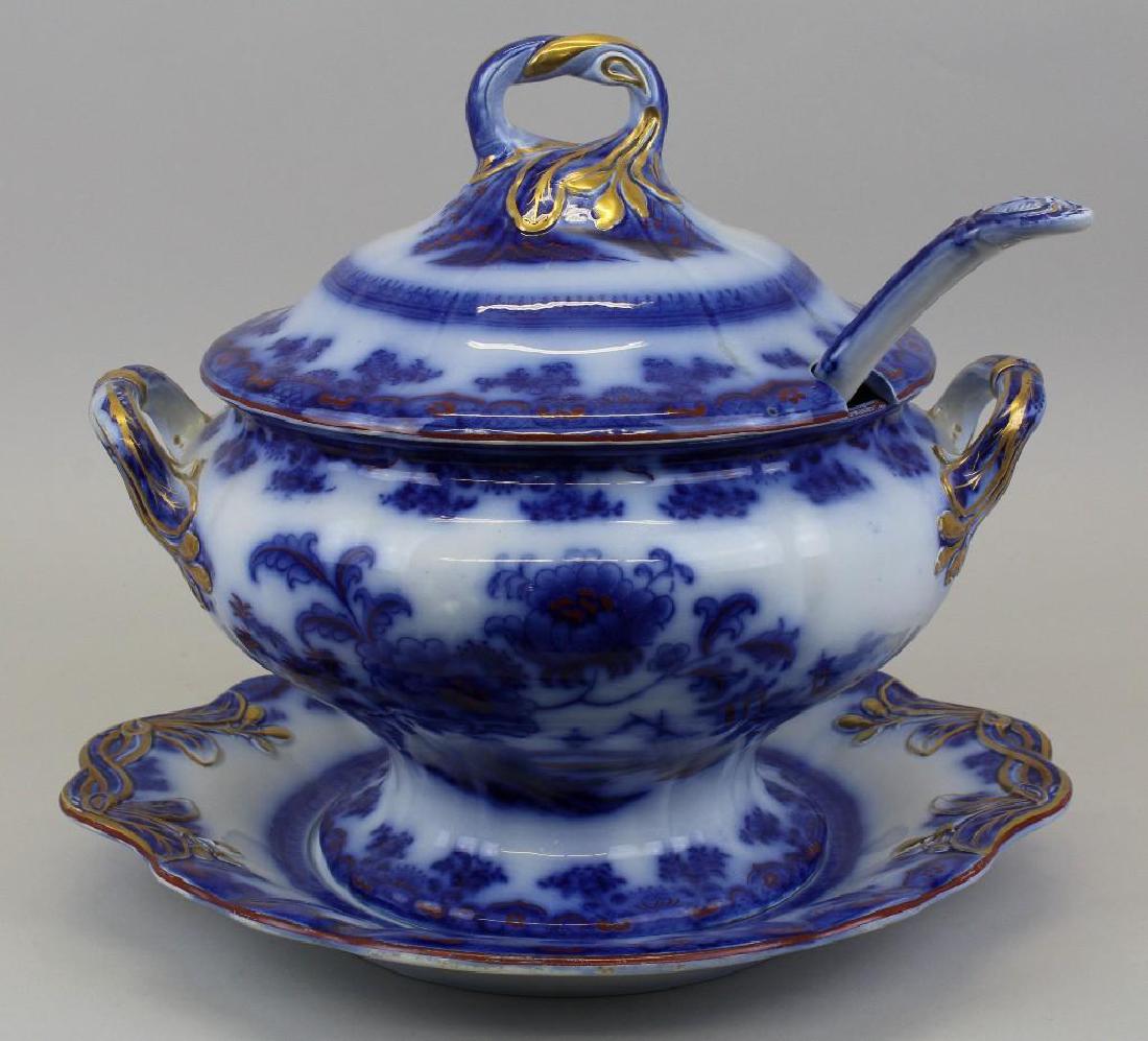 Flow Blue, Wedgwood Pearl "Chusan" Soup Tureen and (1 of 10)