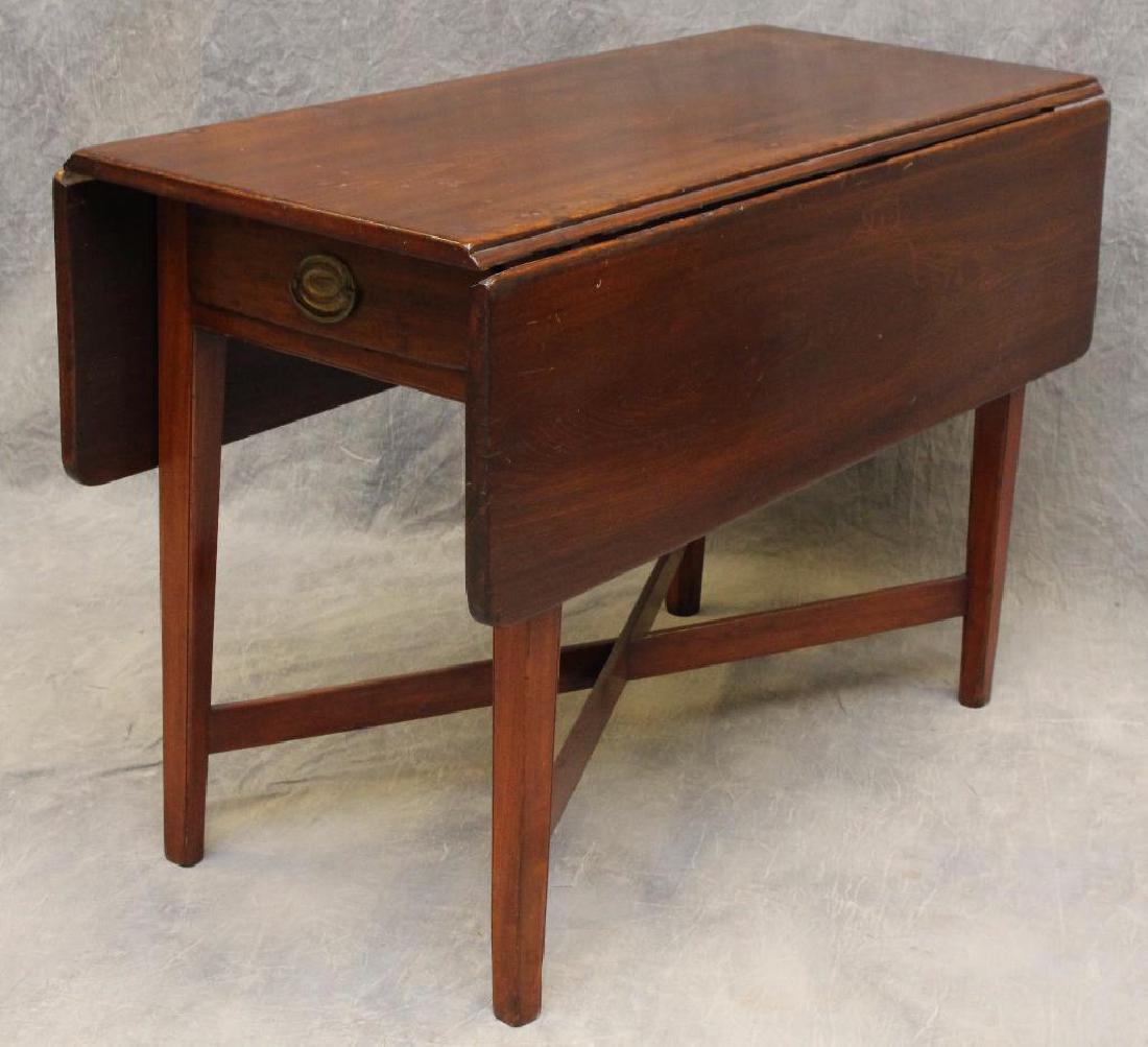Federal Pine Drop-leaf Table (1 of 6)