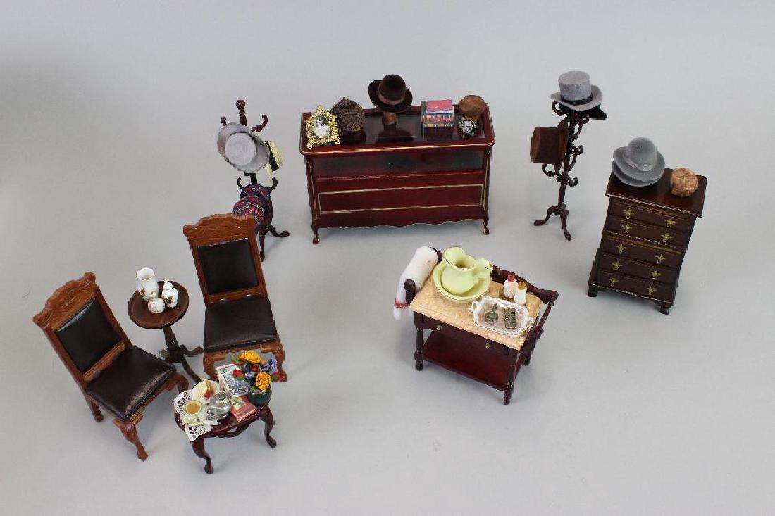 Leather chairs, hats/stands, hat molds, sales counter (1 of 7)