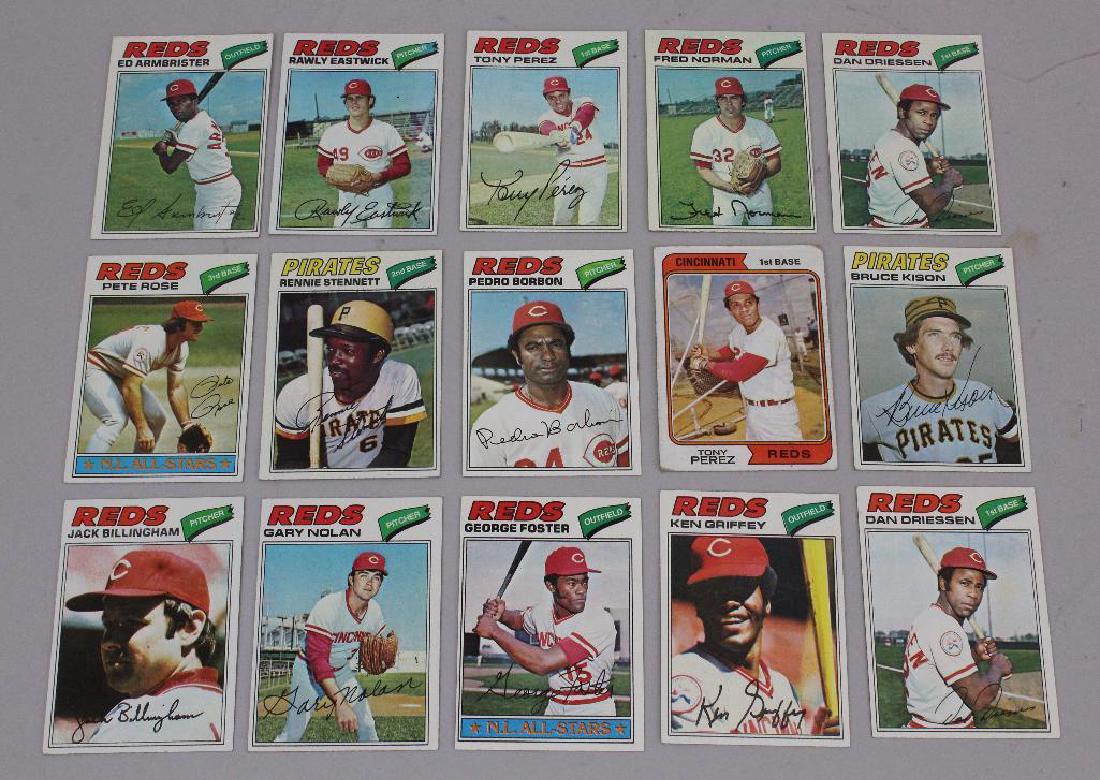 BASEBALL CARDS 1977 TOPPS (1 of 2)