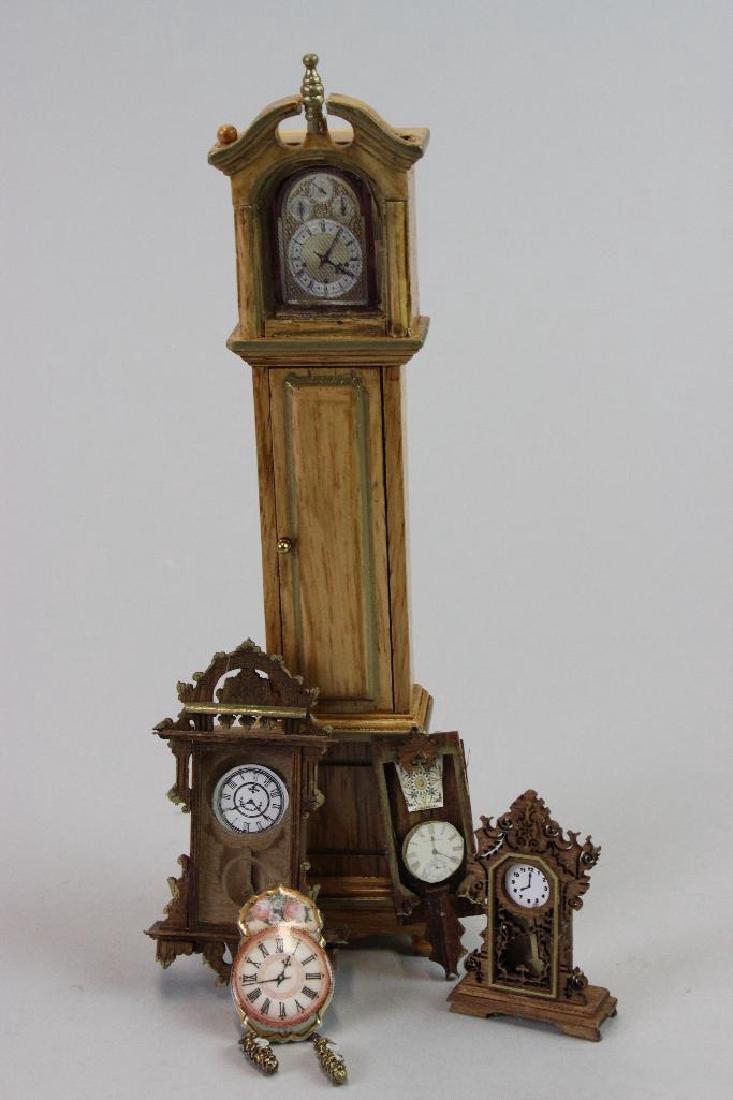Grandfather Clock Bespaq and 3 clocks (1 of 5)