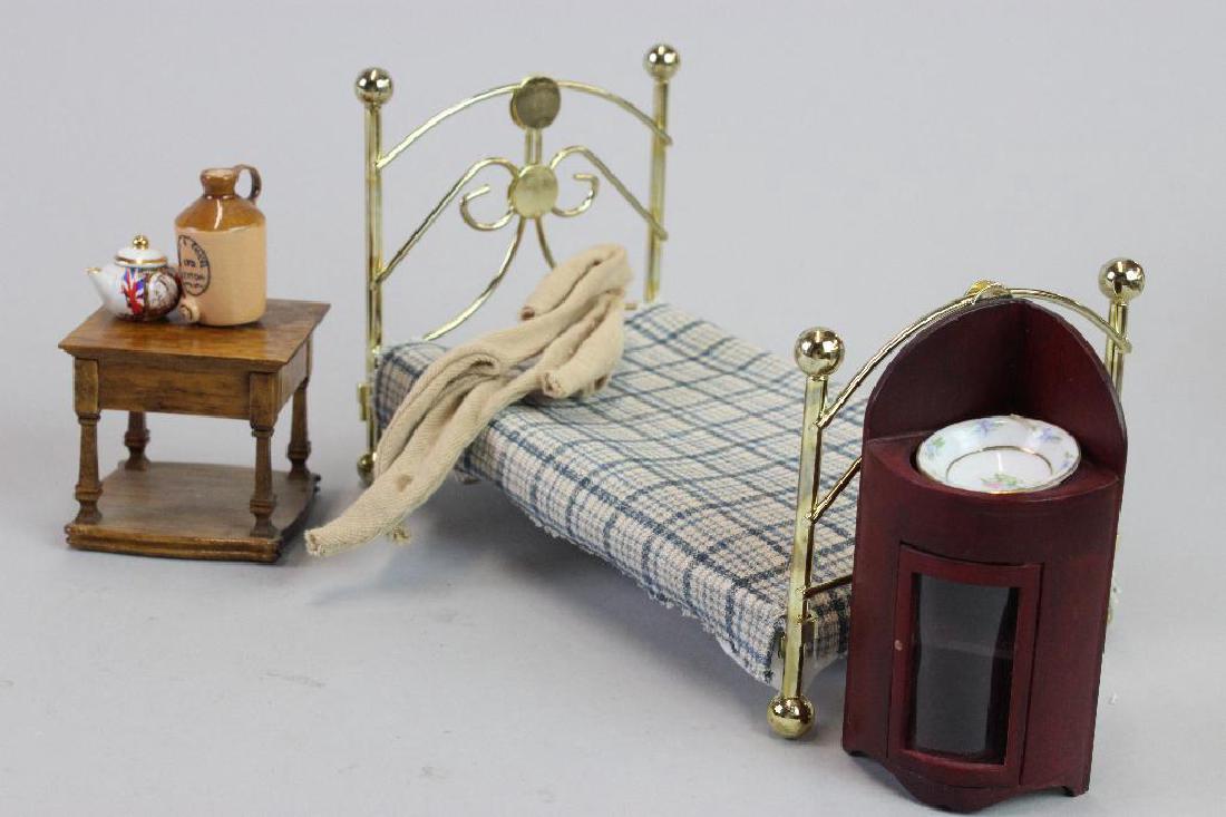 Bed, Side table in bedroom, Corner wash stand  Bespaq a (1 of 5)