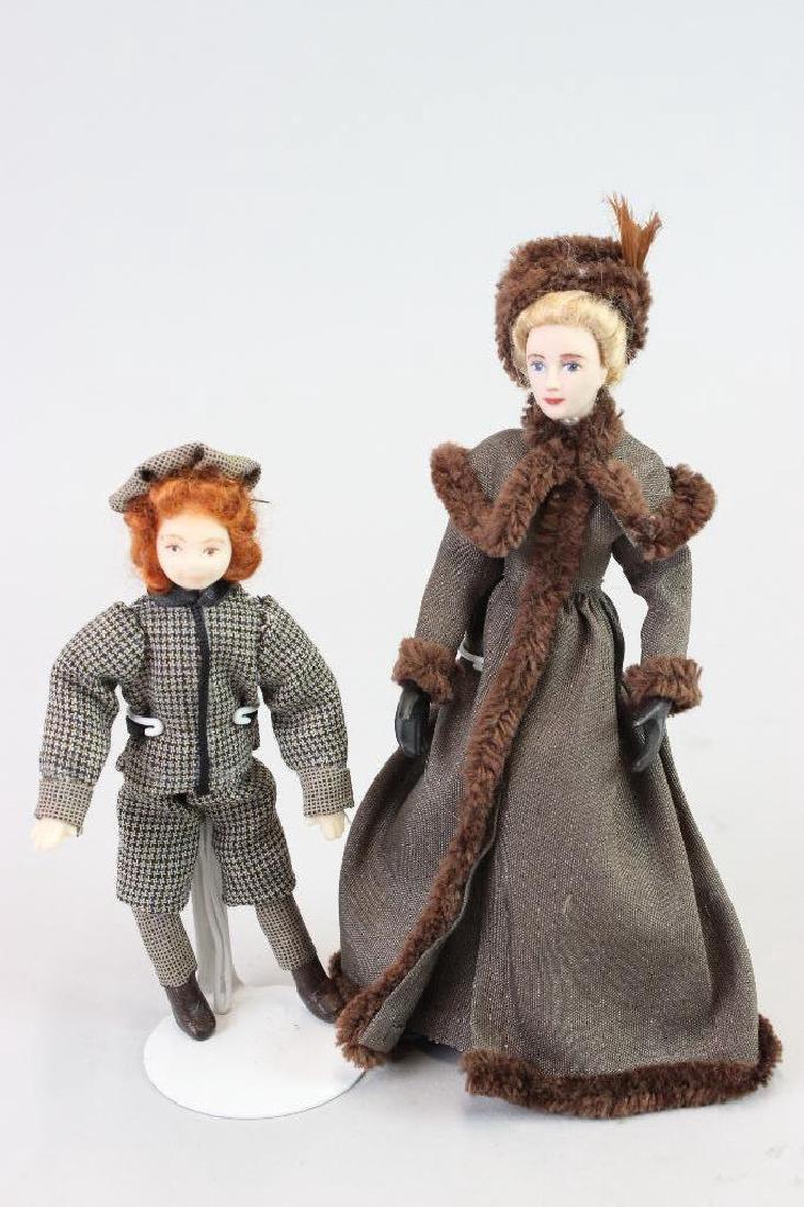 Winter lady shopper;  Little boy (1 of 4)