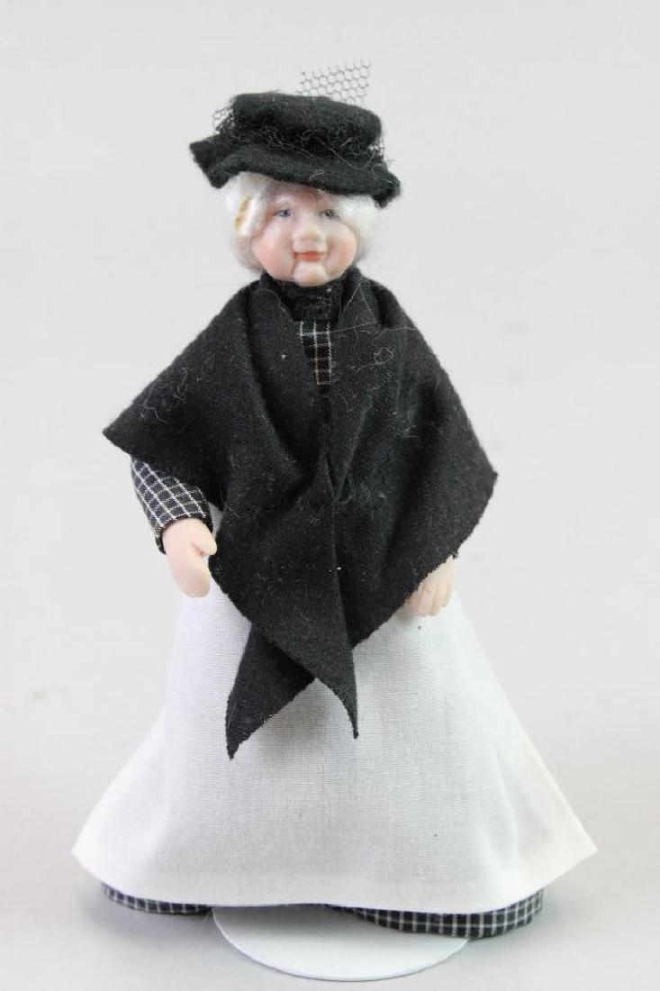 Village Woman Doll: Caroline Nix