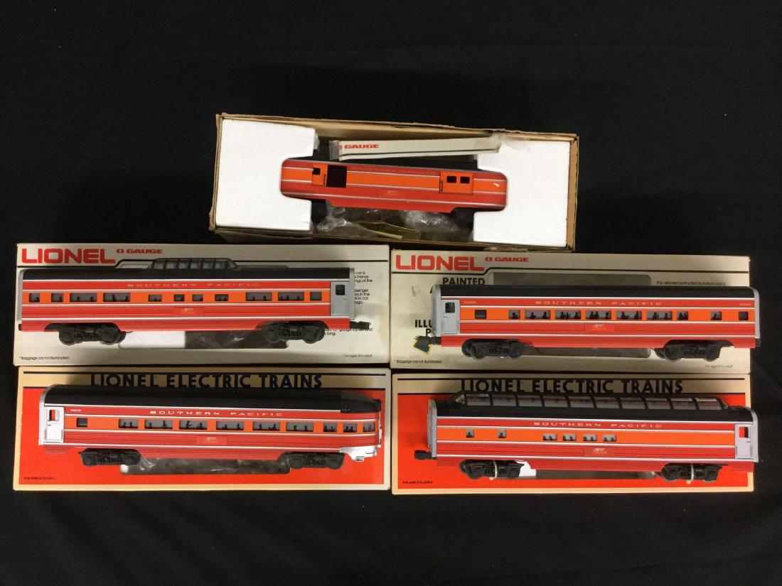 Grouping of 5 Lionel Southern Pacific Trains (1 of 6)