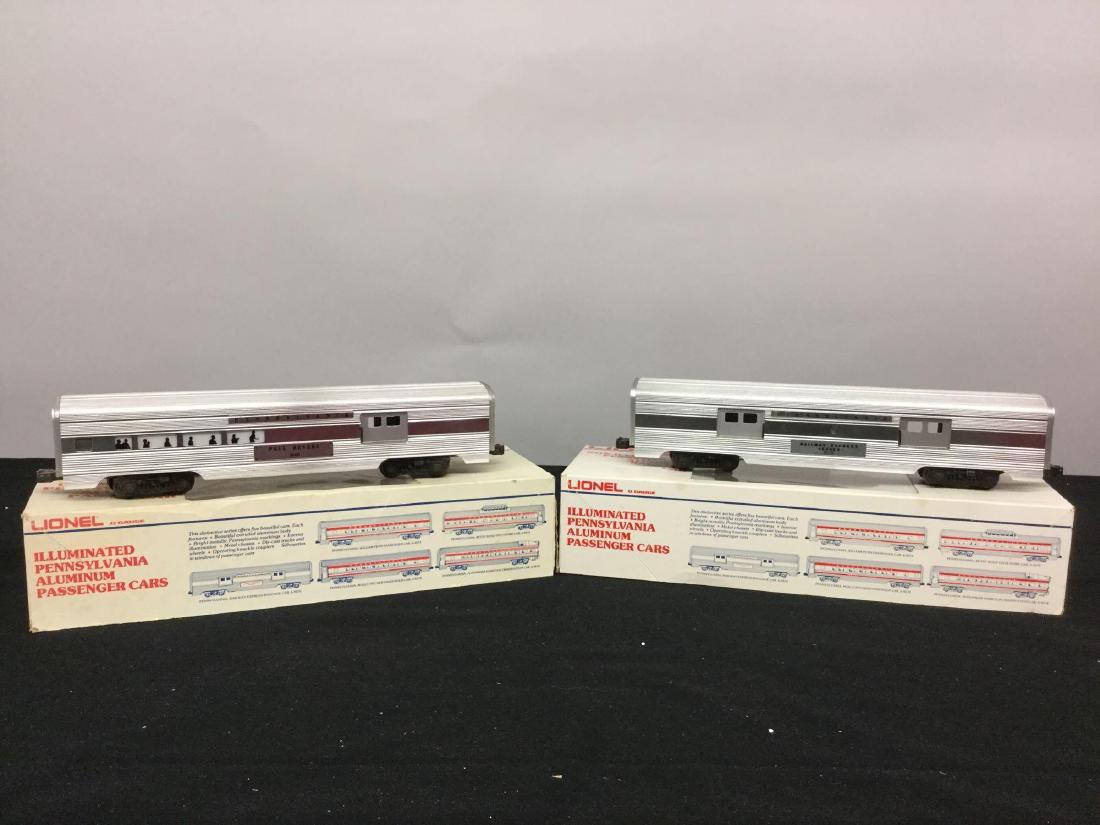 Grouping of 2 Lionel Trains (1 of 5)