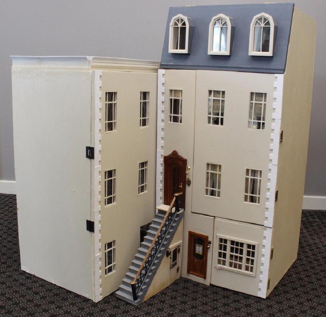 Smallsea's Mayor's House Dollhouse (1 of 9)