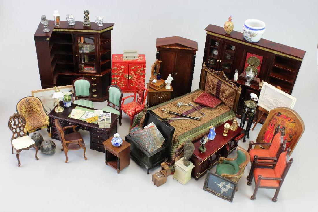 Antique Shop and Apartment Items (1 of 9)