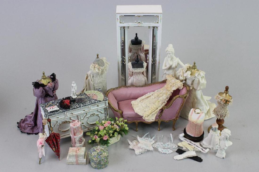 23 artist made items, chaise, 4 mannequins (1 of 7)