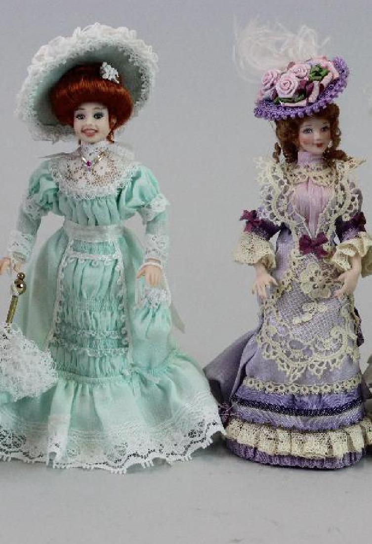 Summer Ladies Going Shopping (1 of 4)