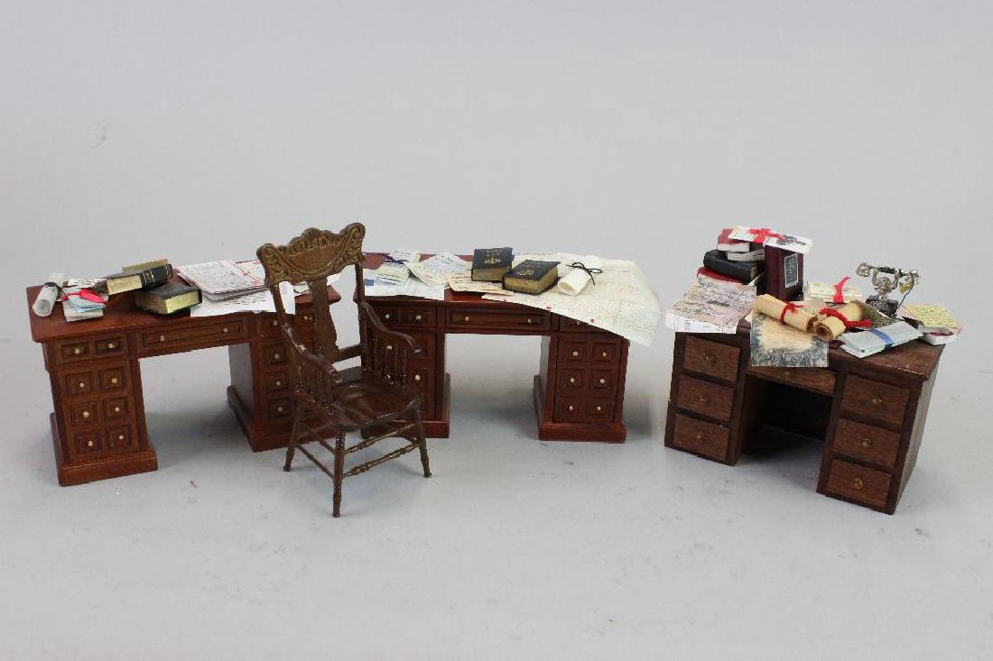Barrister desk, paper items, law clerk desk, chair (1 of 5)