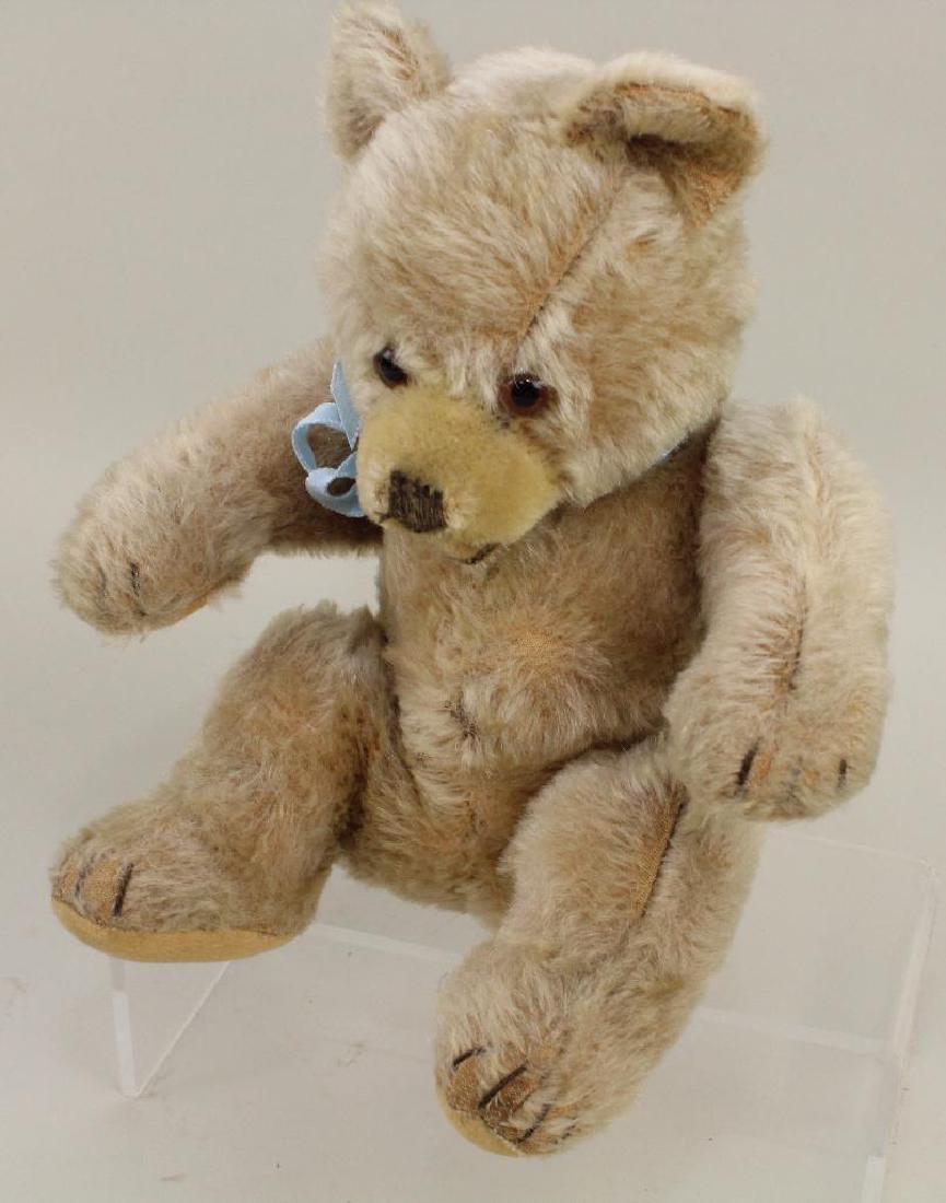 8" VINTAGE UNMARKED STEIFF MOHAIR SITTING TEDDYBEAR. (1 of 3)
