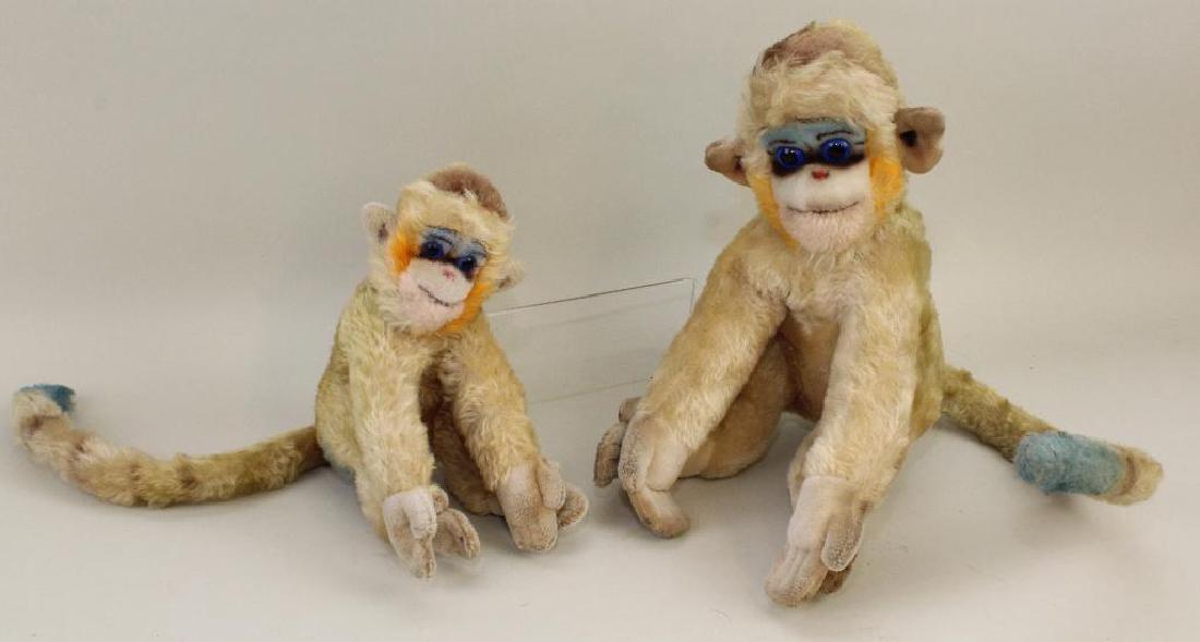 PAIR OF VINTAGE UNMARKED STEIFF MOHAIR "MUNGO" MONKEYS: (1 of 3)