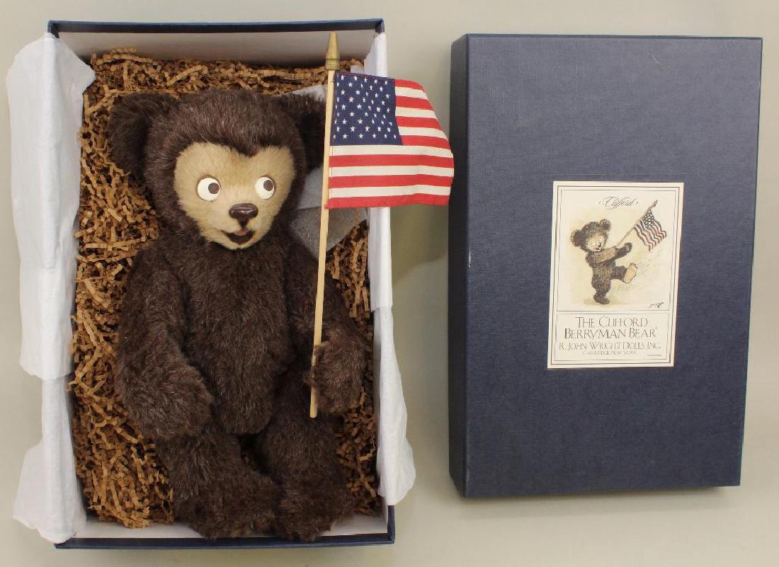 13" MIB 2002  R. JOHN WRIGHT'S "CLIFFORD - THE CLIFFORD (1 of 2)