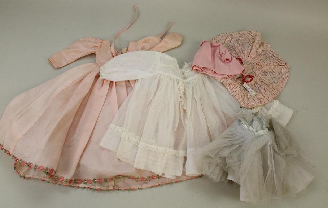 LOT OF TAGGED MADAME ALEXANDER CLOTHING, VARIOUS SIZES. (1 of 3)