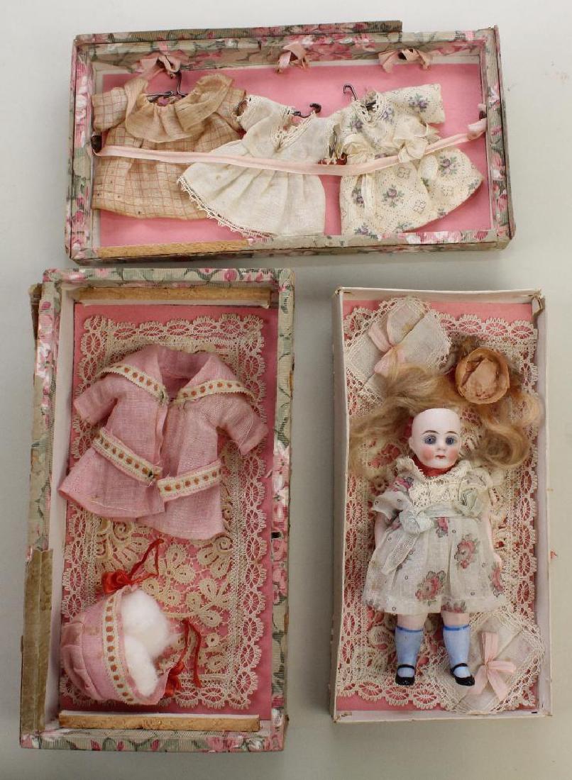 LOT: ALL ORIGINAL 5" 543/3  ALL BISQUE WITH TRUNK & (1 of 5)