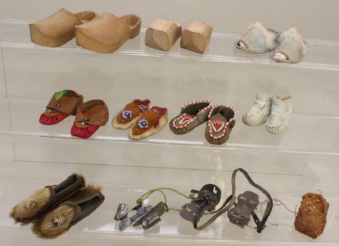DOLL PARTS & SUPPLIES: LOT OF ANTIQUE DOLL SHOES, (1 of 2)