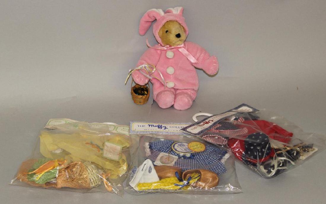 LOT OF HOPPY VANDERHARE (THE MUFFY COLLECTION) CLOTHING (1 of 1)