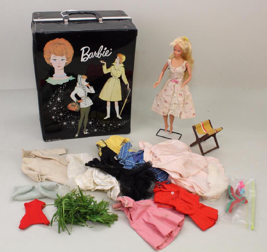 LOT: BARBIE DOLL IN CASE, TAGGED CLOTHING. (1 of 2)