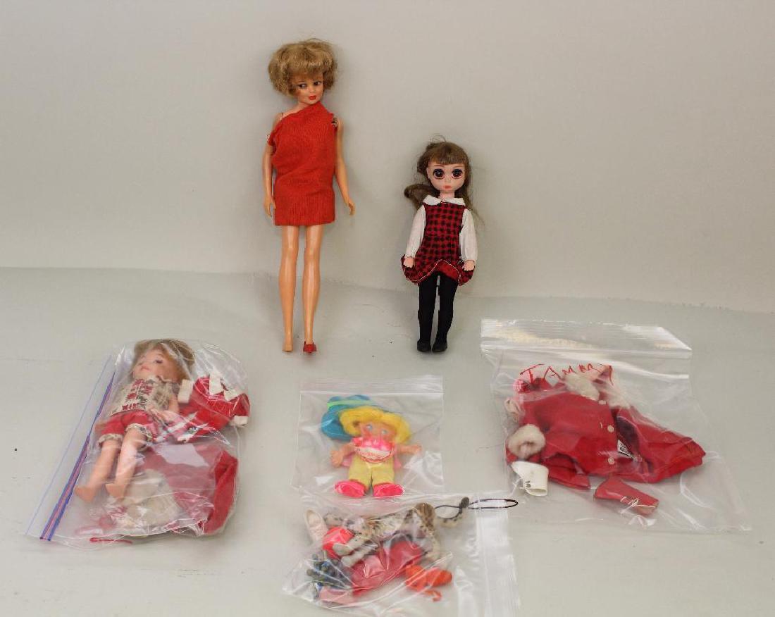 LOT OF DOLLS: TAMMY FAMILY, DeLUXE READING, SUSIE SAD E (1 of 5)