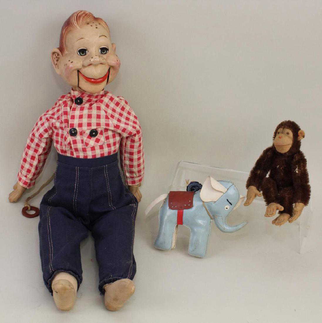 LOT: IDEAL HOWDY DOODY DOLL, STEIFF JOCKO MONKEY.