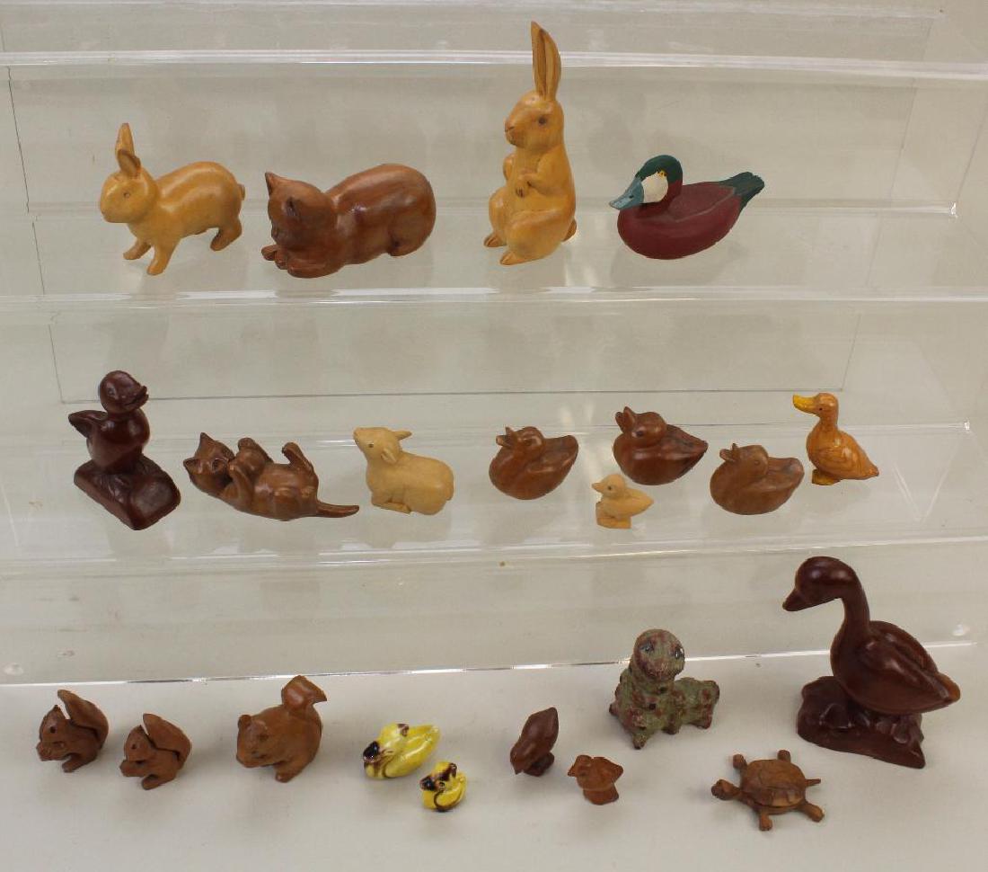 LOT: MISC. HAND CARVED WOODEN ANIMALS, OTHER ITEMS. (1 of 7)