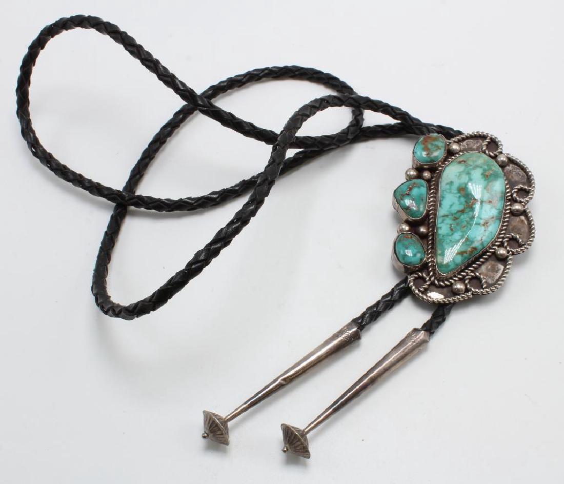 BOLO TIE. TURQUOISE. STERLING SILVER. HH (1 of 5)