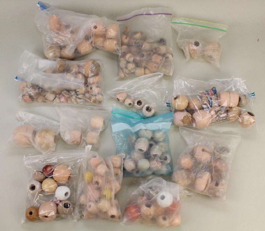 BODY PARTS - LOT OF WOODEN BALL JOINTS. (1 of 1)