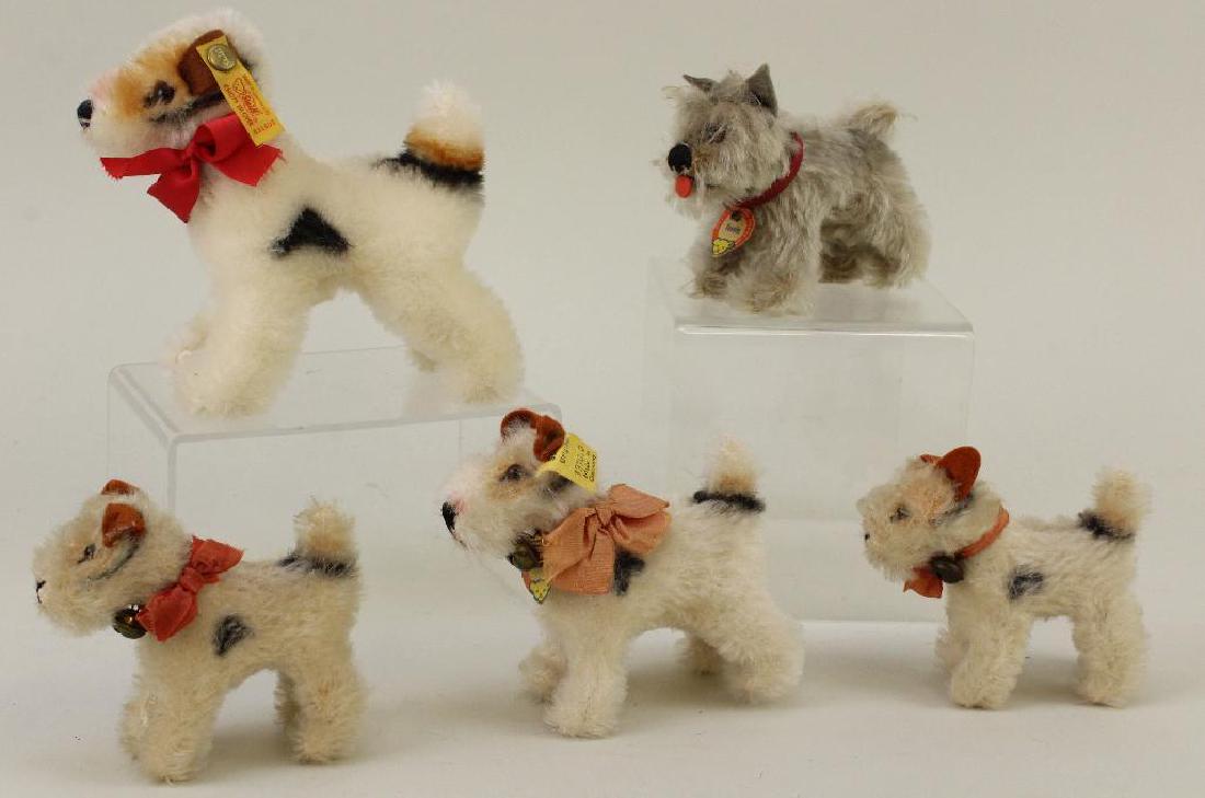 LOT OF (5) STEIFF MOHAIR DOGS: (1) TESSIE, (4) FOXY. (1 of 1)