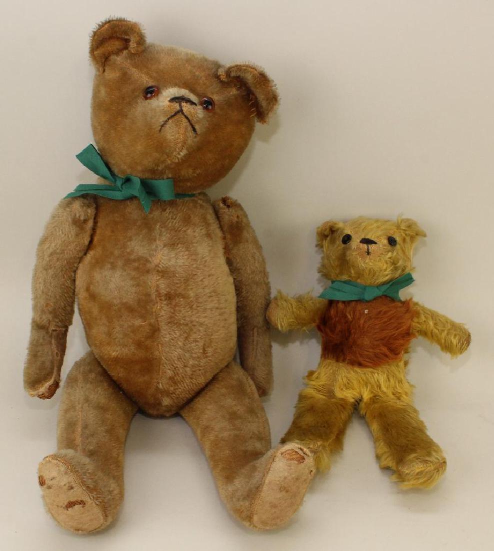 PAIR OF ANTIQUE/VINTAGE MOHAIR BEARS. (1 of 6)
