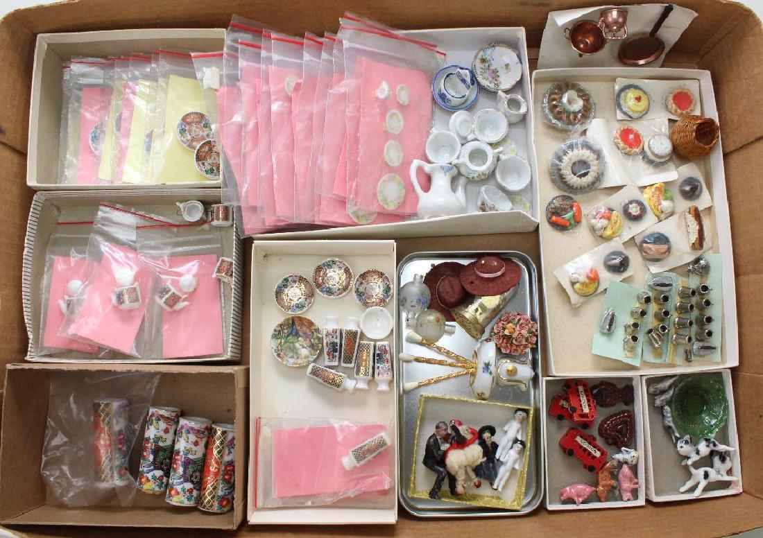 LOT OF MISC. VINTAGE MINIATURES. (1 of 3)