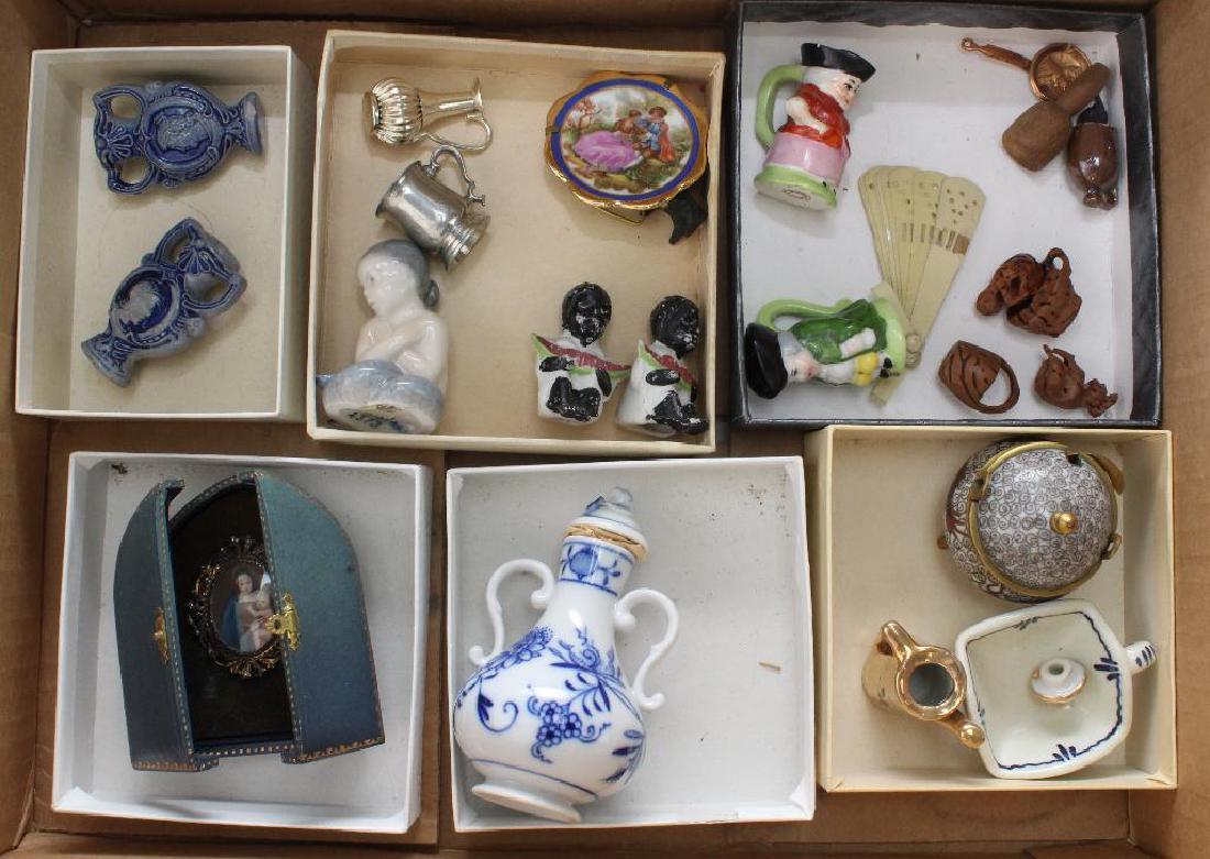 LOT OF MISC.  ANTIQUE/VINTAGE MINIATURES, SMALLS. (1 of 4)