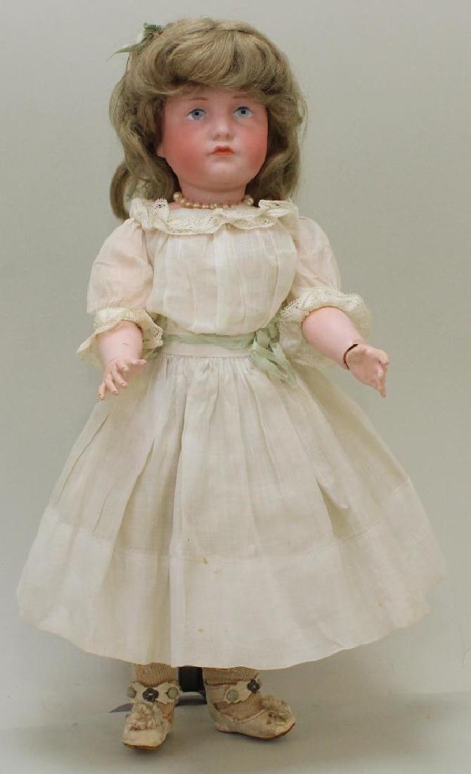 14" K * R 114 34 "GRETCHEN" ANTIQUE BISQUE HEAD: Painted blue eyes, closed mouth, original tosca mohair wig. Very clean papier mache ball jointed body. Dressed in antique all white cotton clothing: dress with aqua silk sash (matching hair bows), (2)