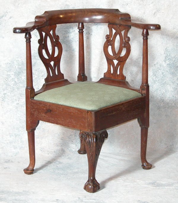 Queen Anne Walnut Corner Chair.