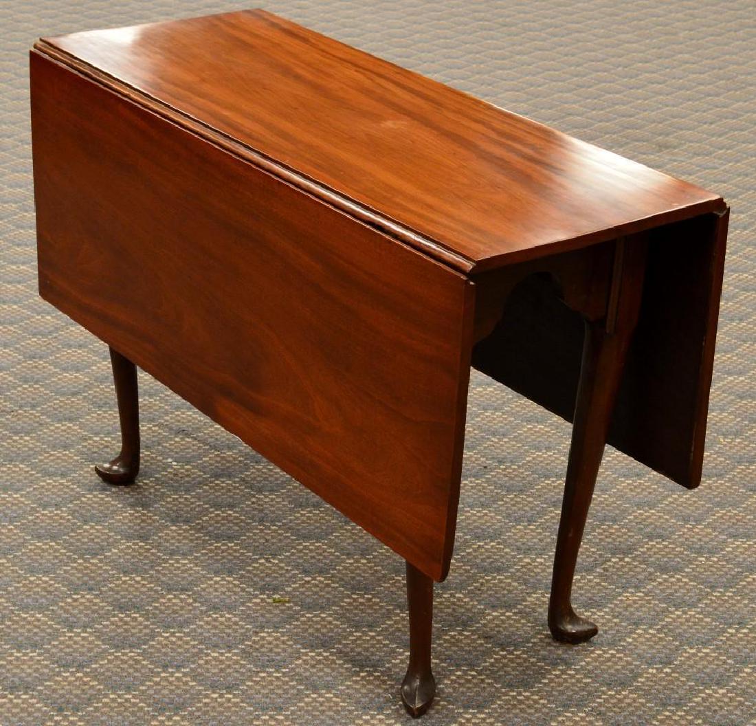 Queen Anne Drop Leaf Table: Mahogany, 28.5"h x 48"w x 41.5"d open