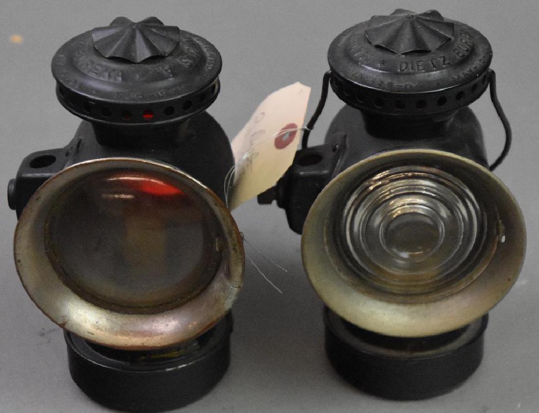 2 Dietz Buggy Lanterns (1 of 5)