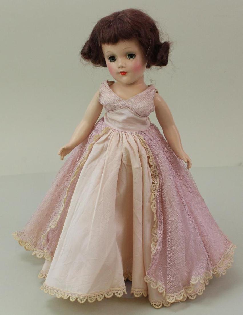 14" "MARY HOYER" HARD PLASTIC DOLL, WARDROBE. (1 of 8)